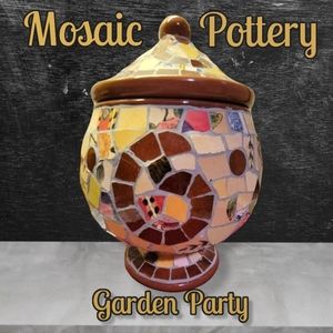 Vtg Mosaic Lidded Pottery Por Garden Patio Pool